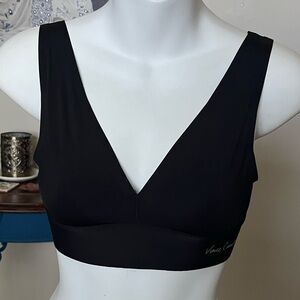 Vince Camuto Comfort Fit Microfiber Smoothing Lounge Bra with Plunge Neck - S